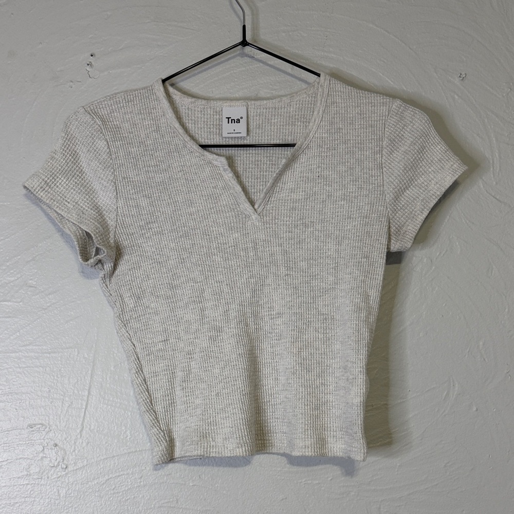 Aritzia TNA top